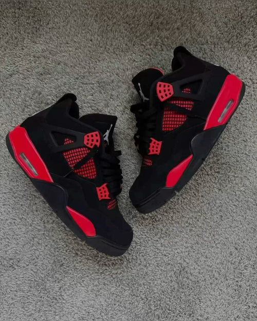 Air Jordan 4 Retro Unisex Sneakers