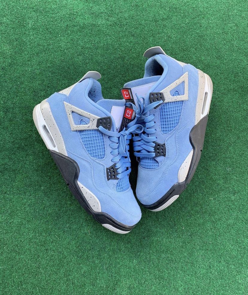 Air Jordan 4 Retro Unisex Sneakers