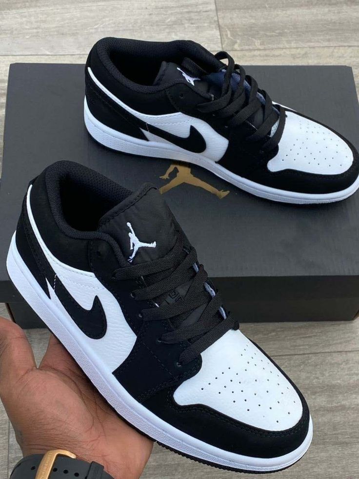 Air Jordan 1 Low Unisex Sneakers